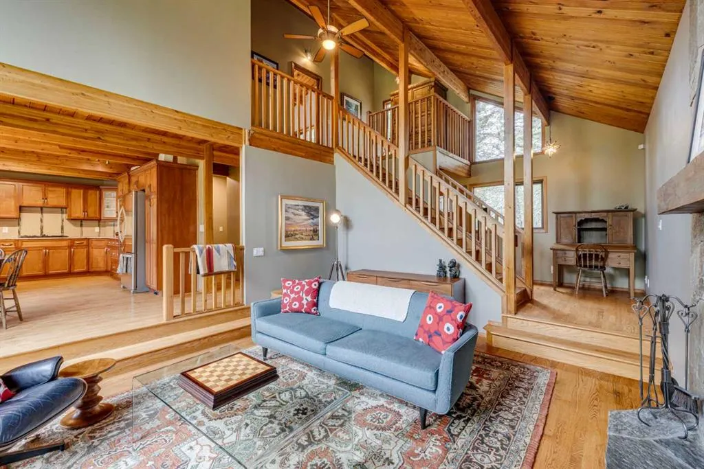 106 Mountain Lion Drive