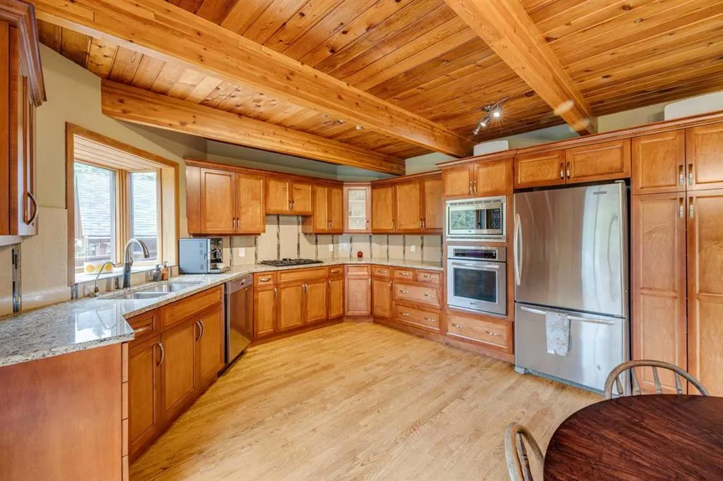 106 Mountain Lion Drive