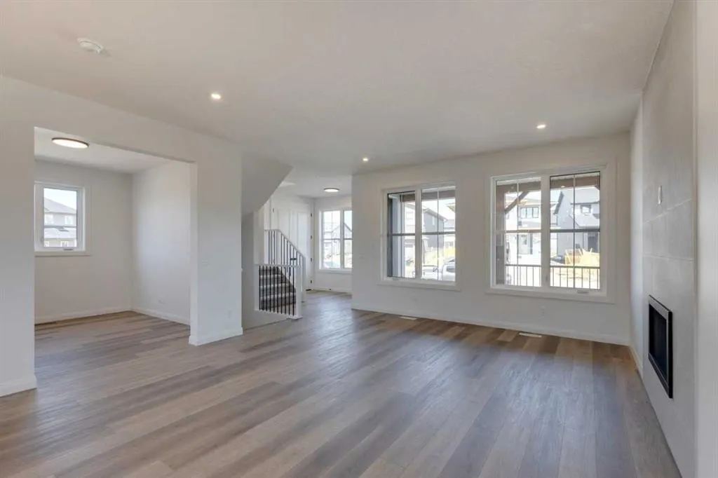 588 Grayling Bend