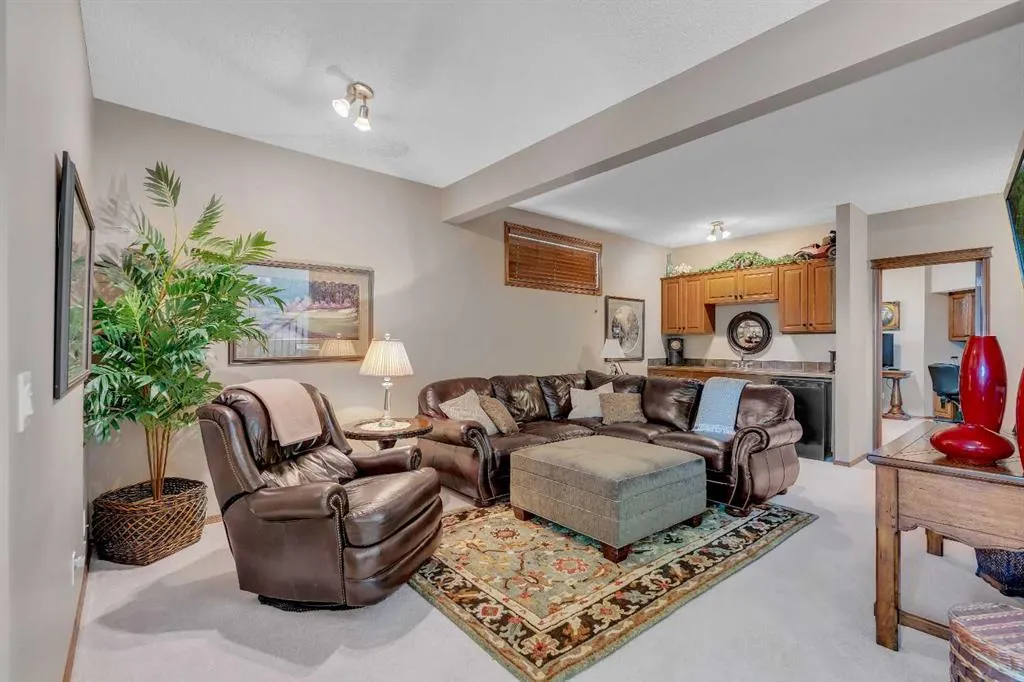 13 Kincora Terrace NW