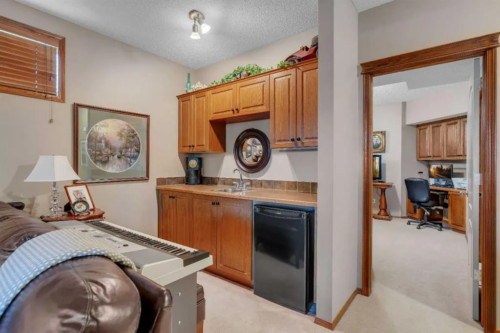 13 Kincora Terrace NW
