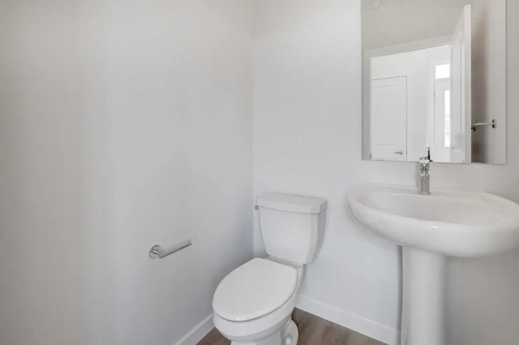 44 Herron Walk NE