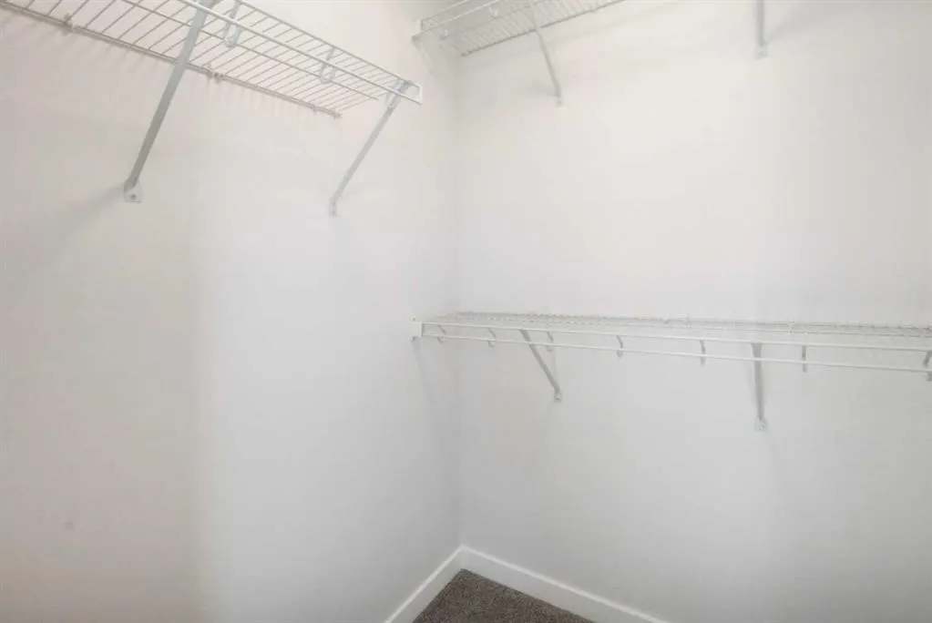 44 Herron Walk NE