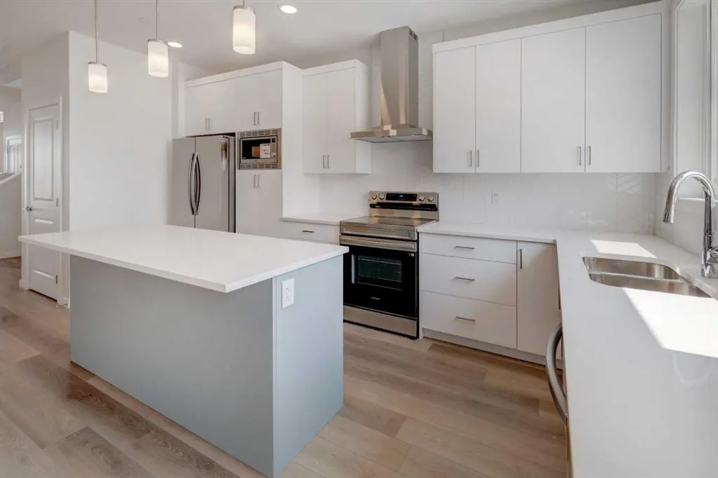 44 Herron Walk NE