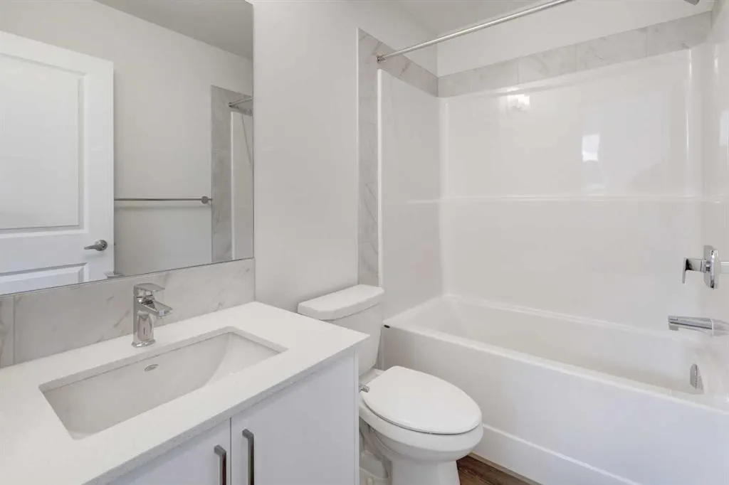 44 Herron Walk NE