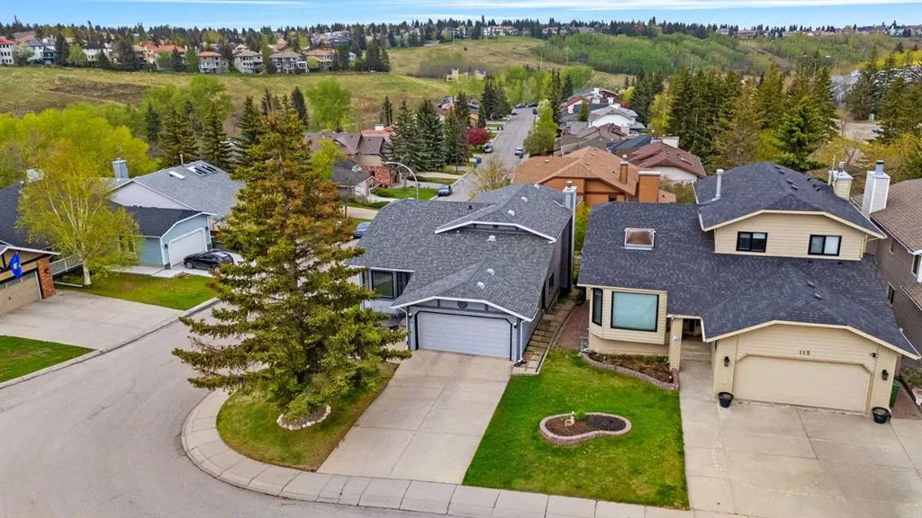 111 Edgebyne Crescent NW