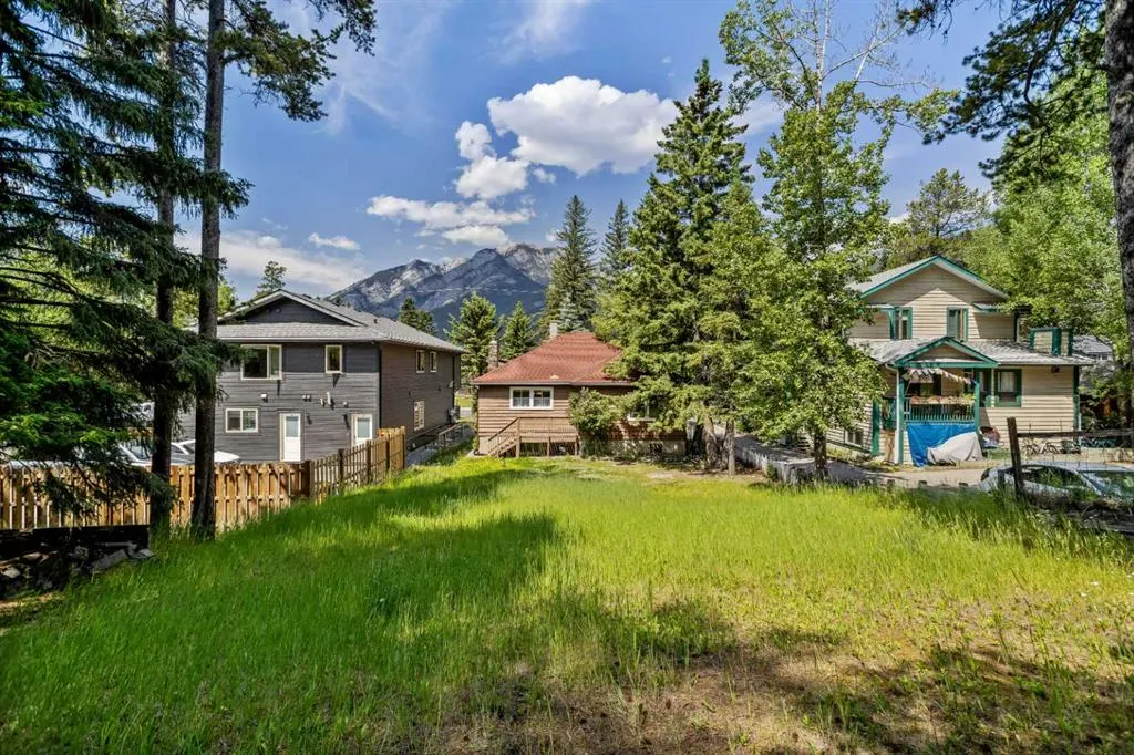 404 Otter Street