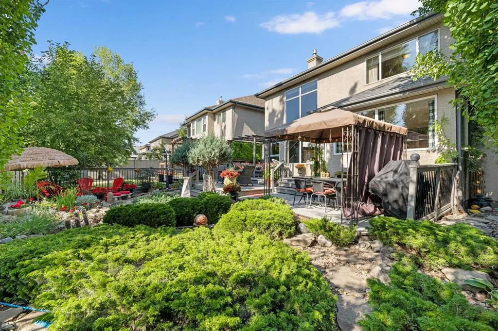 120 Cranston Drive SE