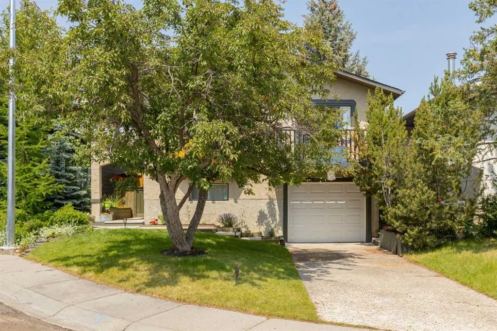 224 Sandstone Place NW