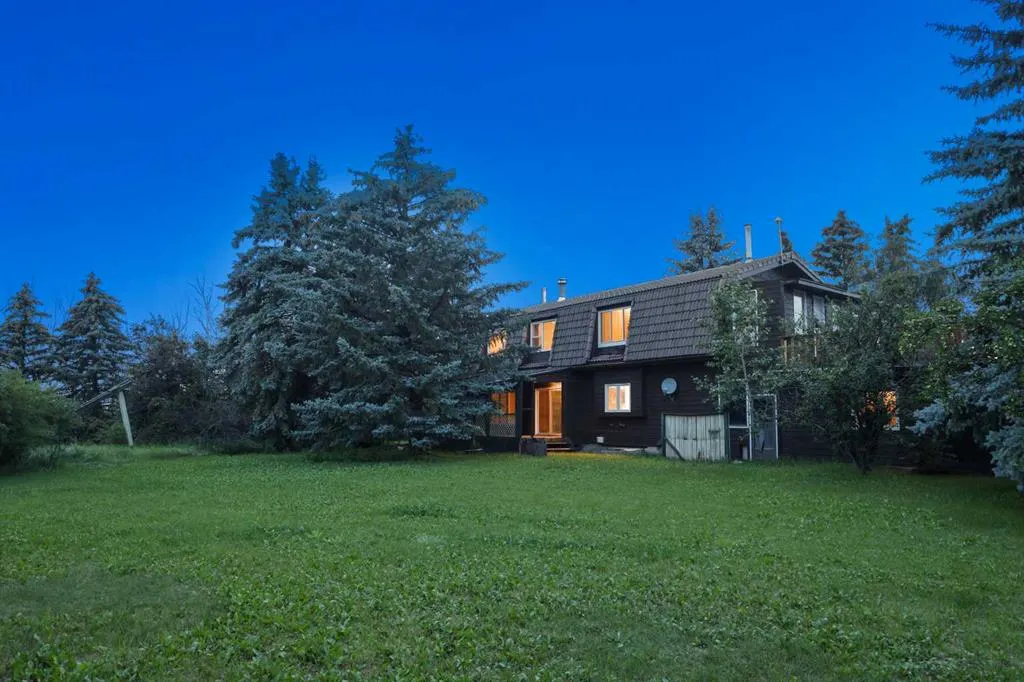 281141 TOWNSHIP ROAD 274