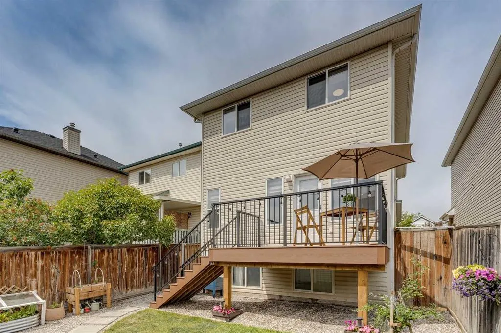 202 Evansmeade Close NW