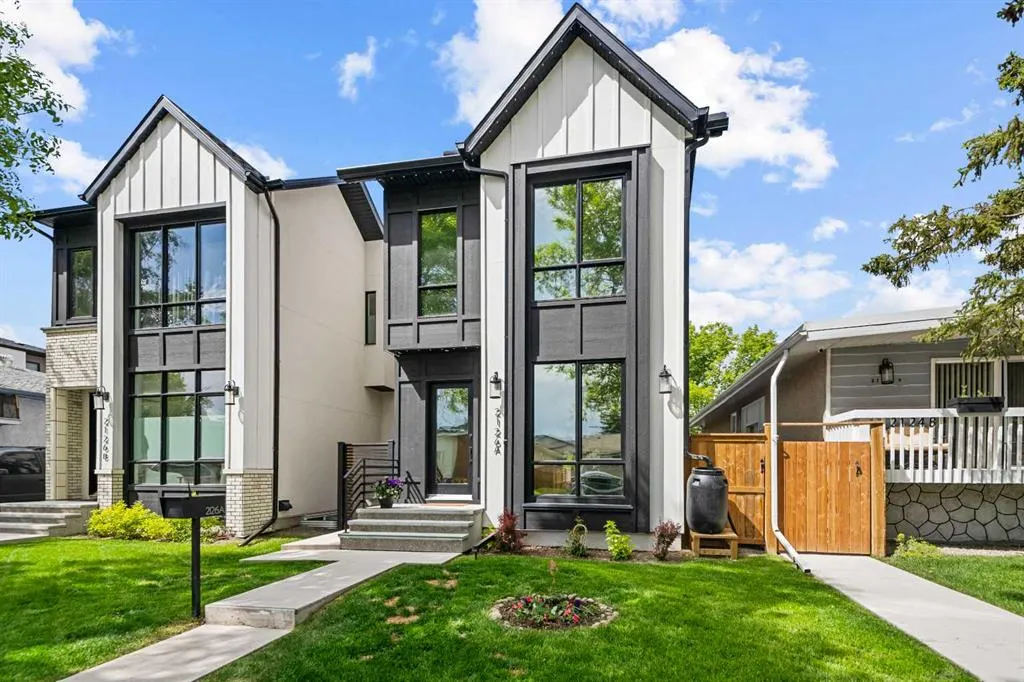 2126A 52 Avenue SW