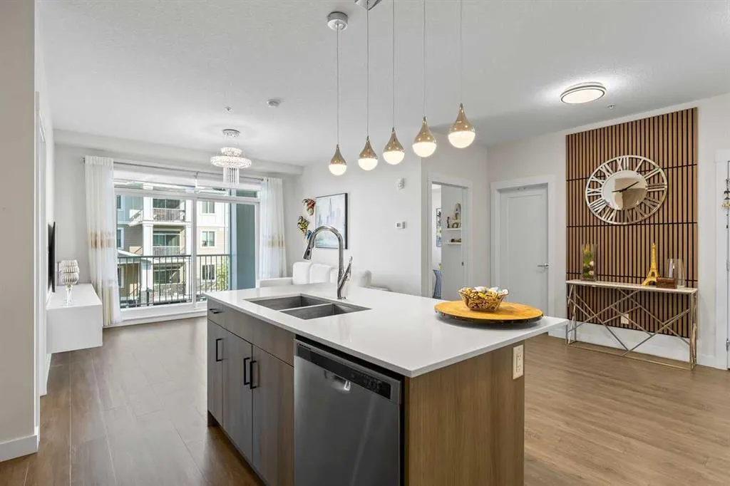 522 Cranford Drive SE, #4305