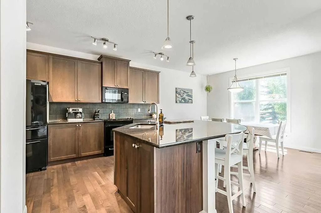 11 Westridge Rise
