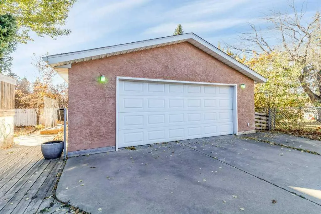 47 Martin Close