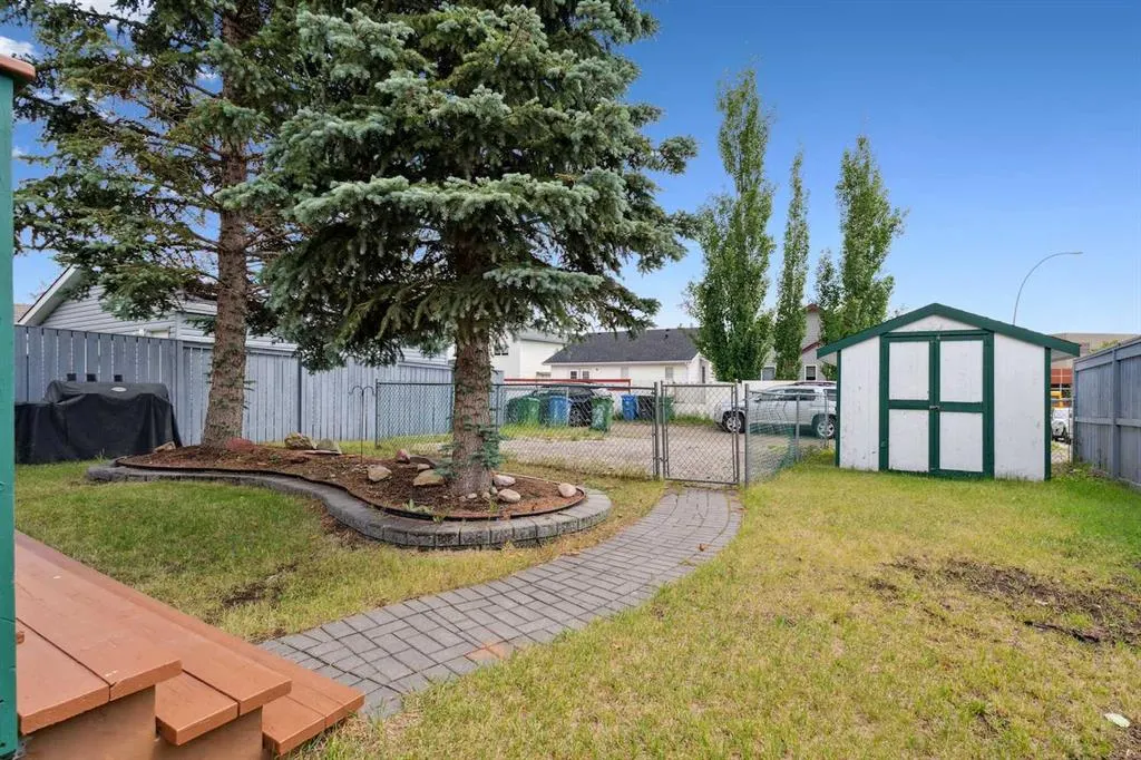 7 Covewood Park NE