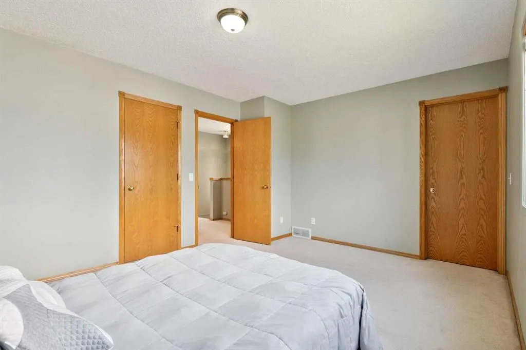 7 Covewood Park NE