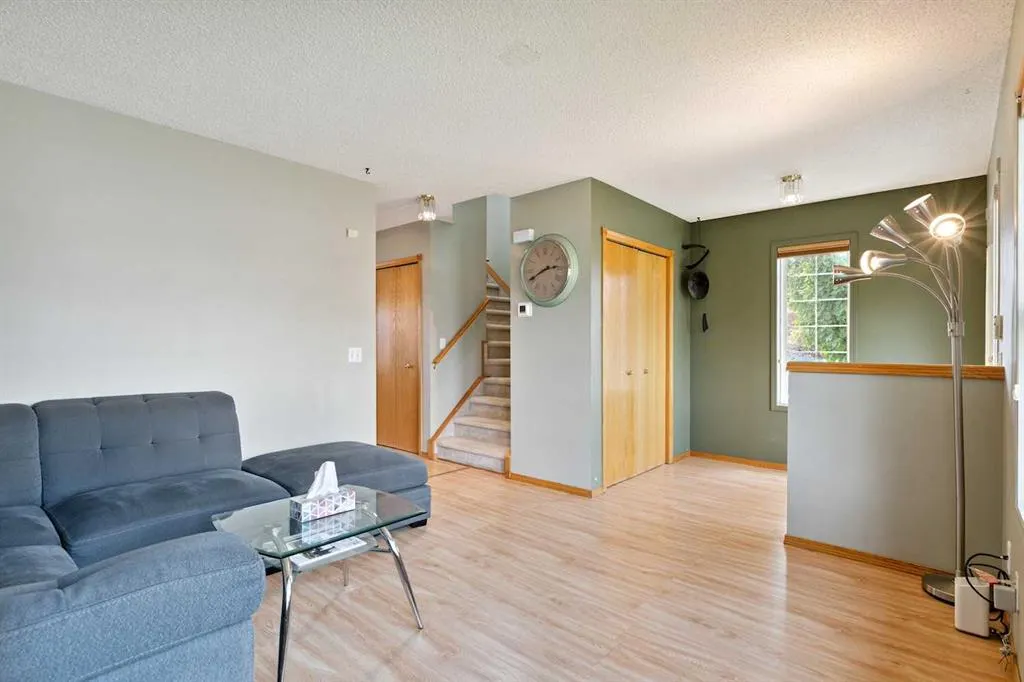7 Covewood Park NE