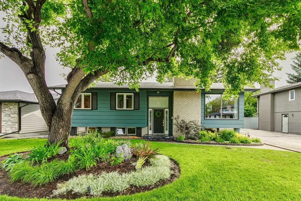 144 Lake Wapta Rise SE