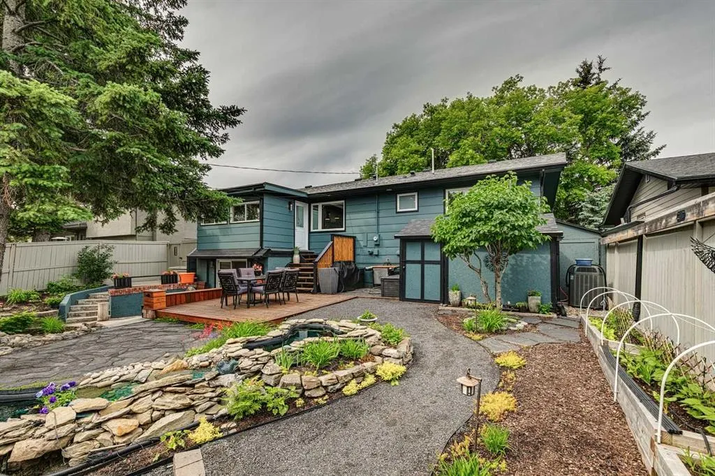 144 Lake Wapta Rise SE