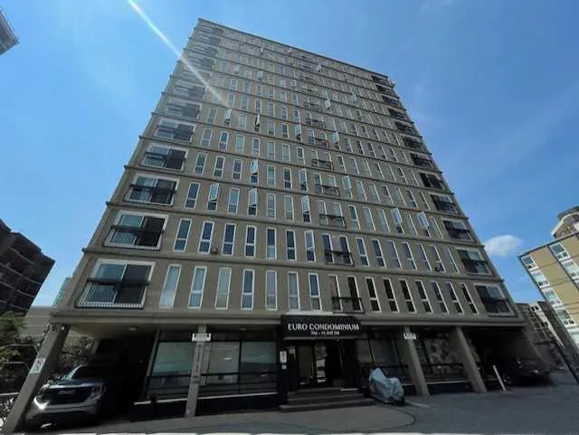 706 15 Avenue SW, #704