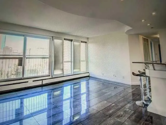 706 15 Avenue SW, #704