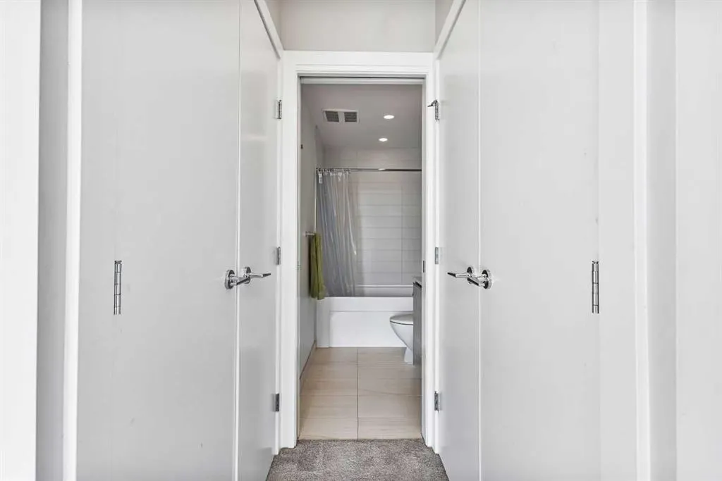 1122 3 Street SE, #2709