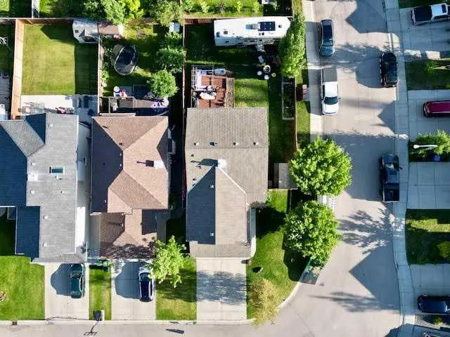 117 Tuscany Ridge Mews NW