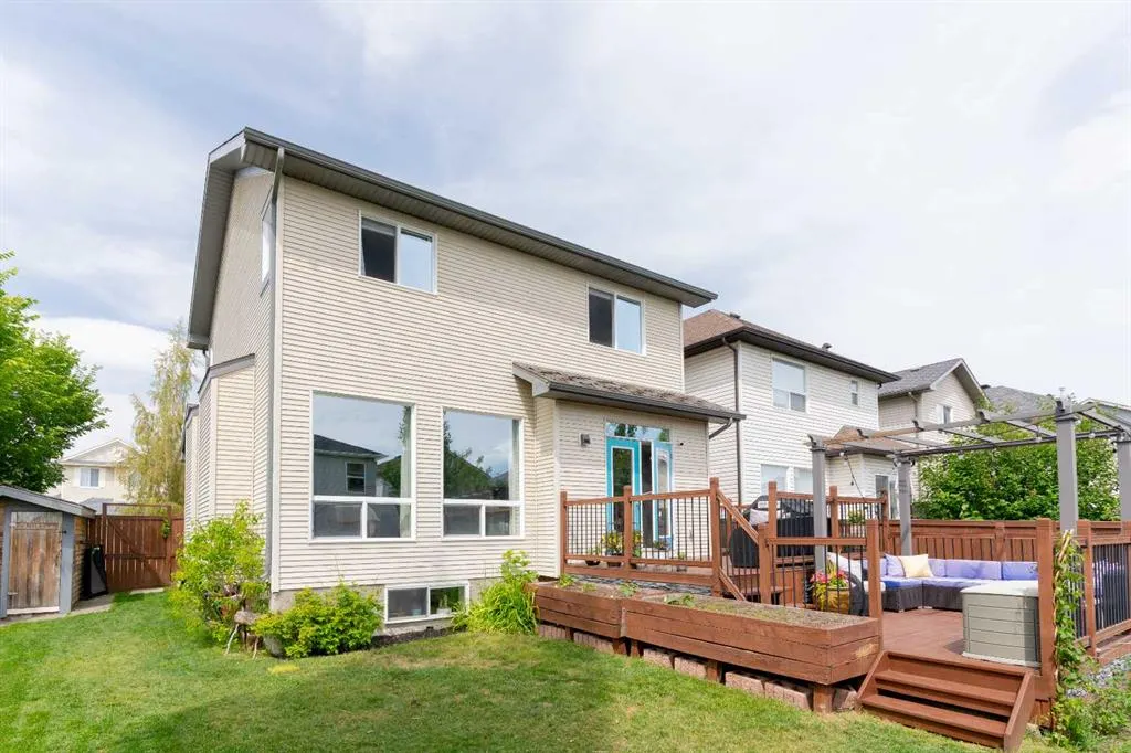 117 Tuscany Ridge Mews NW
