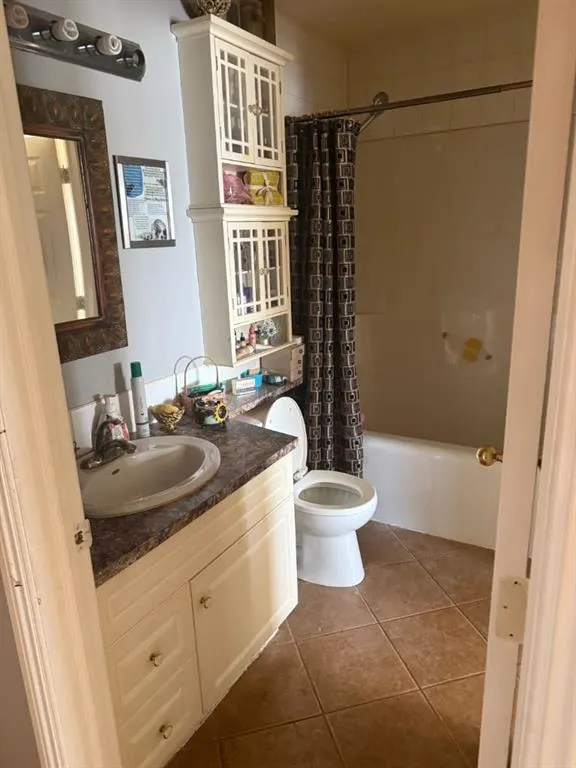 7 Lineham Avenue, #205