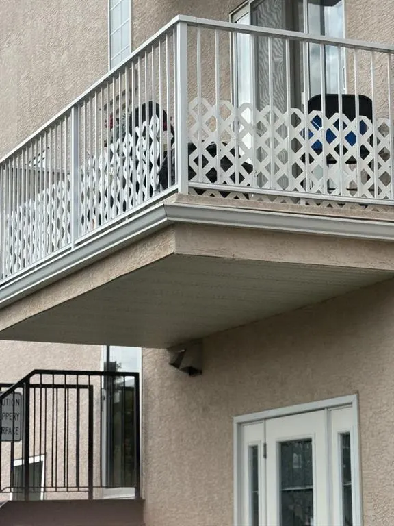 7 Lineham Avenue, #205