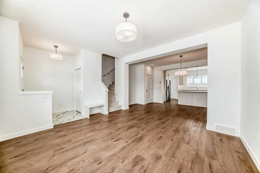 106 Dawson Harbour Grove