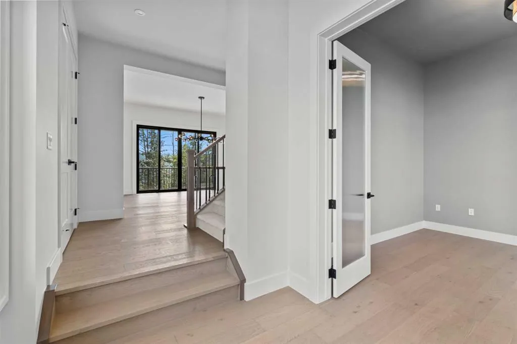 265 Rowmont Drive NW