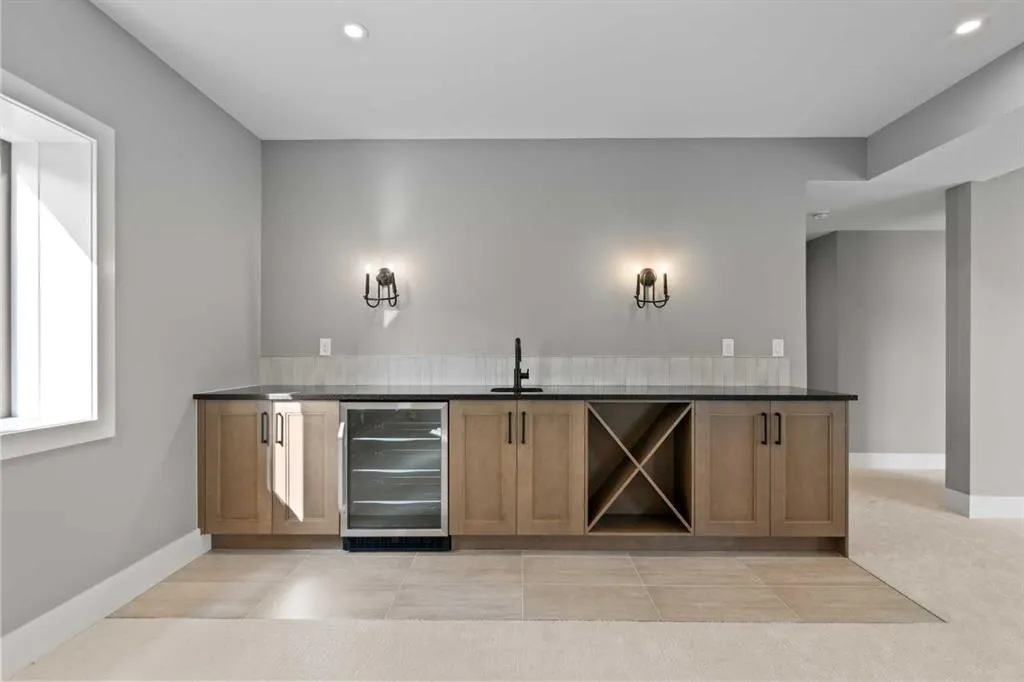 265 Rowmont Drive NW