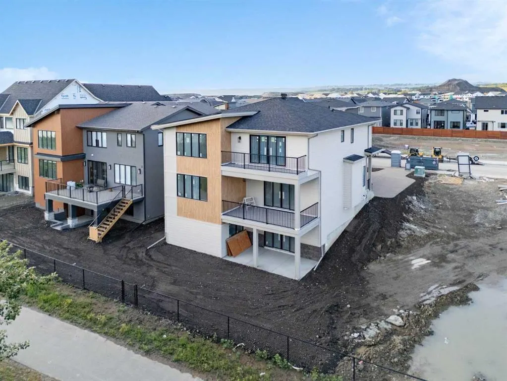 265 Rowmont Drive NW