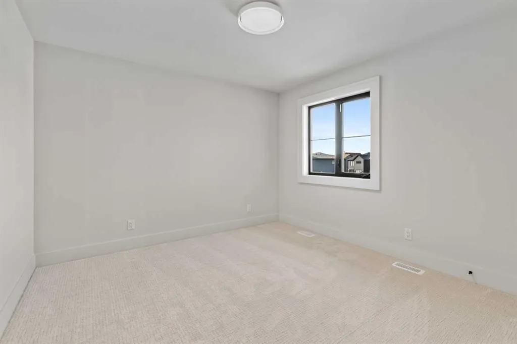 265 Rowmont Drive NW