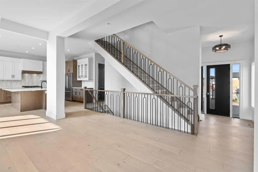 265 Rowmont Drive NW