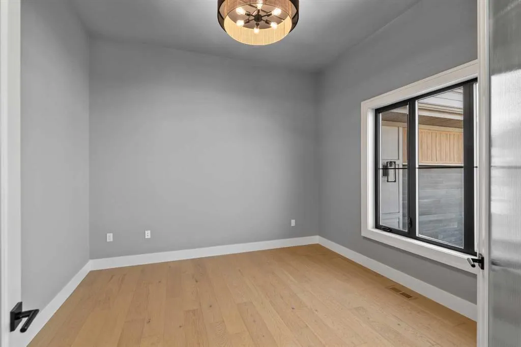 265 Rowmont Drive NW