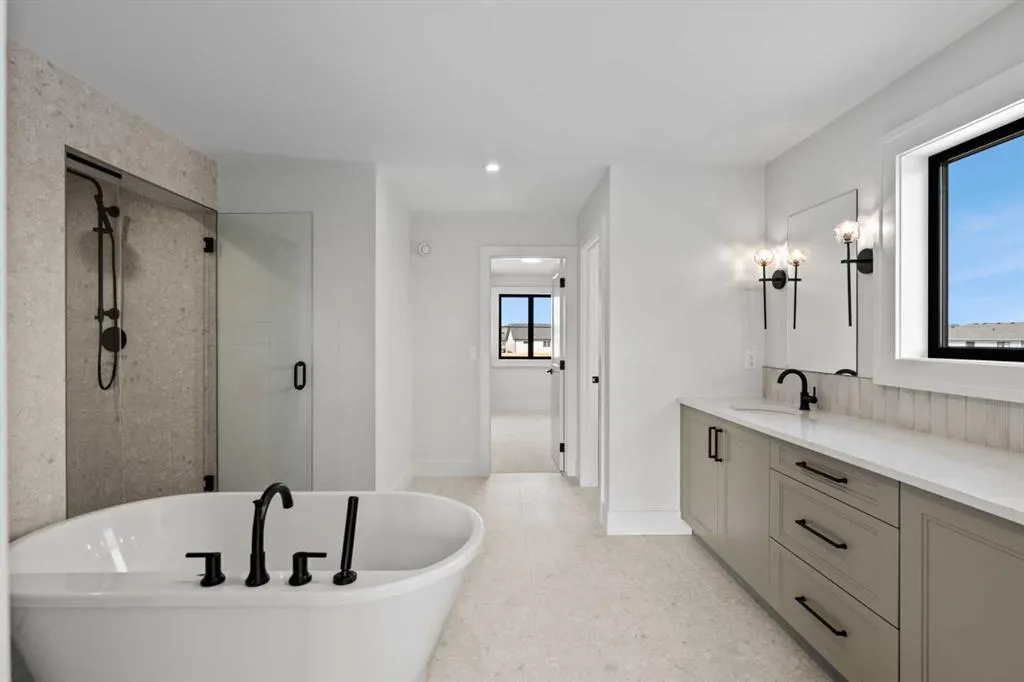 265 Rowmont Drive NW