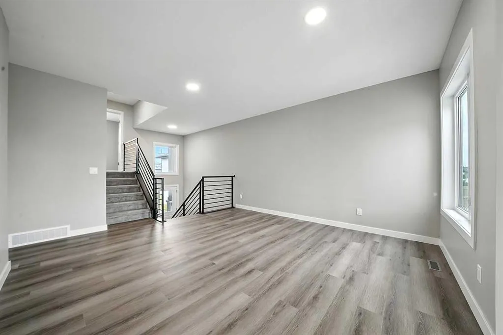 25 Murphy Close