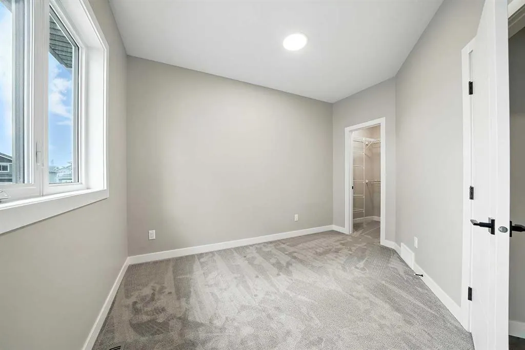 25 Murphy Close