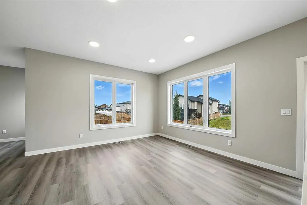 25 Murphy Close