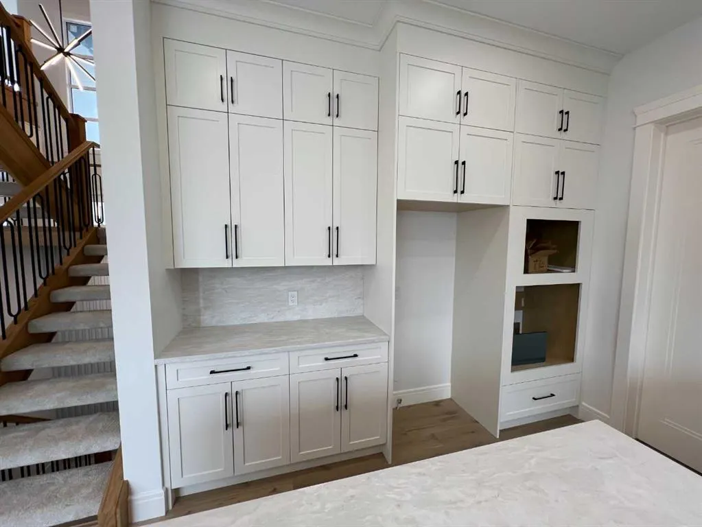 236 East Lakeview Place