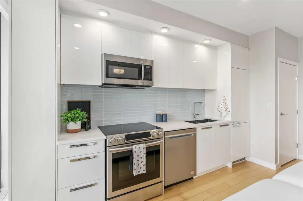 1234 5 Avenue NW, #1408