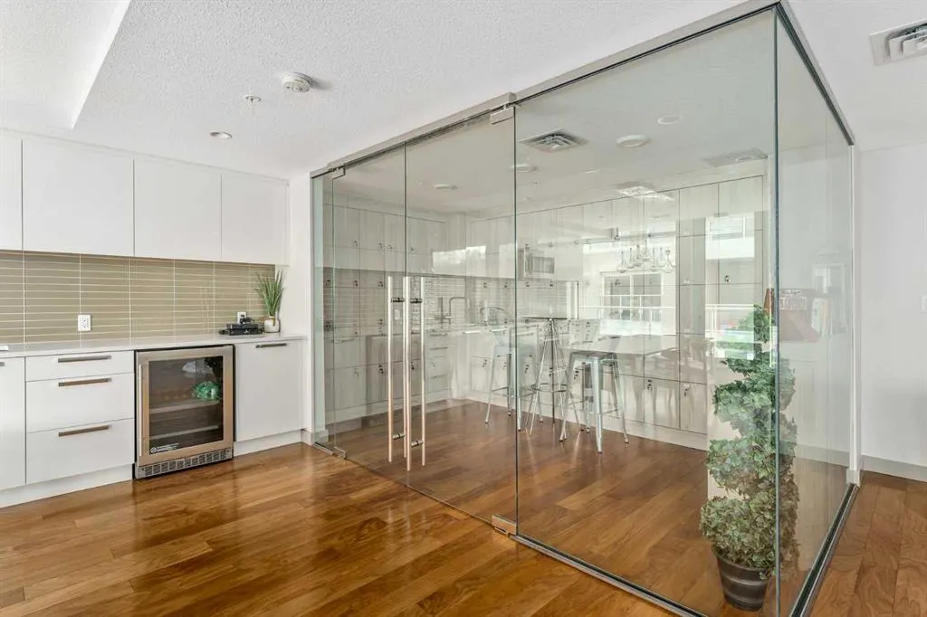 1234 5 Avenue NW, #1408