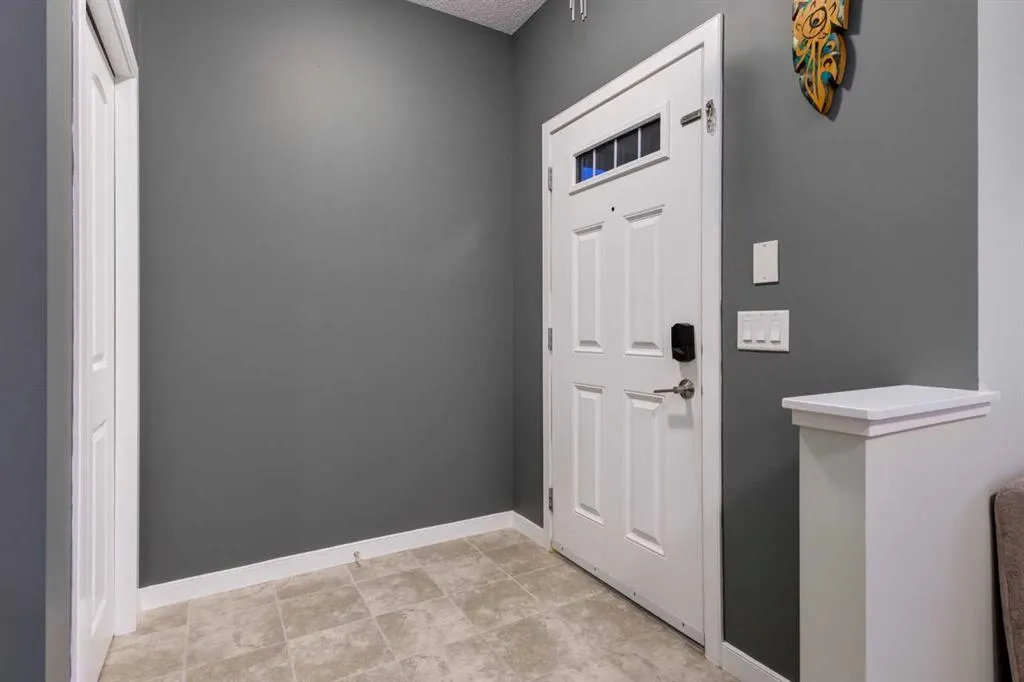162 WALDEN Crescent SE