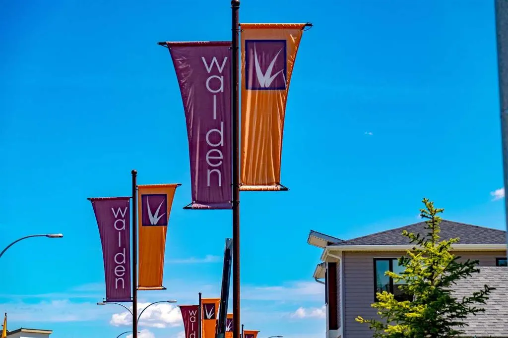 162 WALDEN Crescent SE