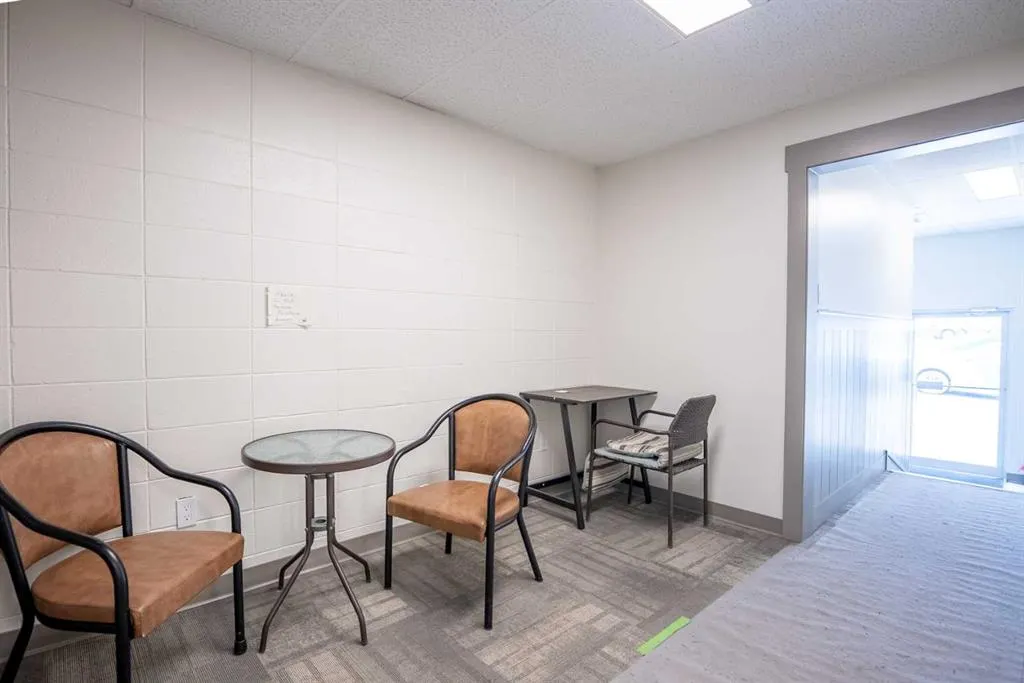 4940 49 Street, #1-19 (no 3 or 13)