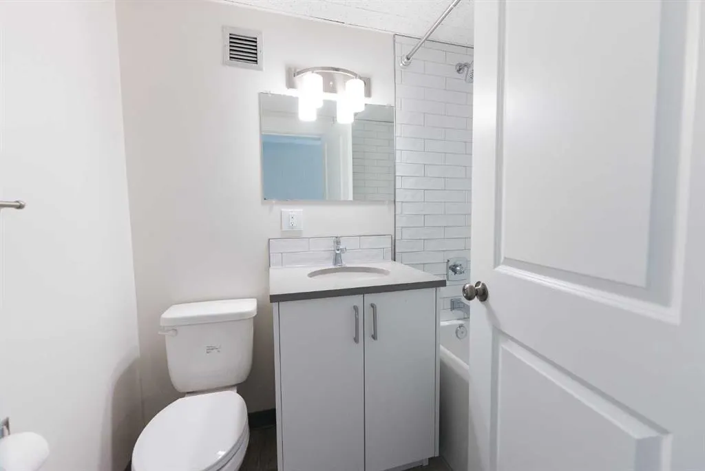 4940 49 Street, #1-19 (no 3 or 13)
