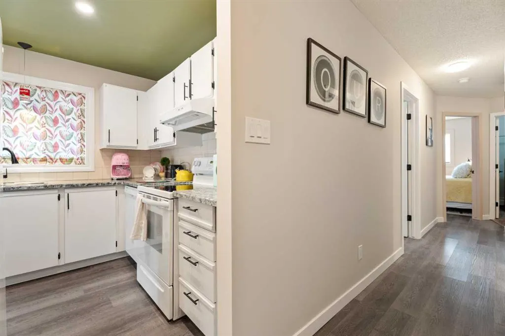825 4 Street NE, #202